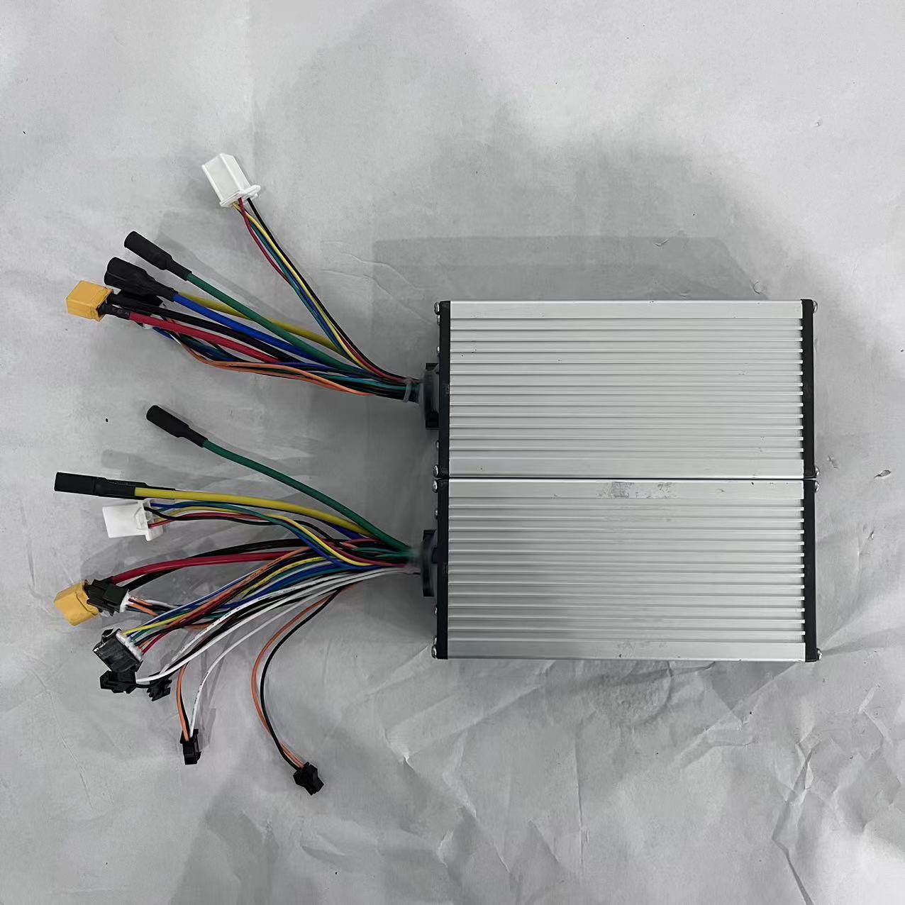 Liya 72V 45A 50A LCDディスプレイ付き指操 - 72V 45A Dual Controller のレビューと価格